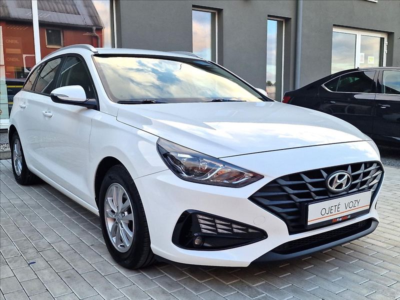 Hyundai i30 1.0 T-GDI Comfort,ČR,1.Maj. - fotka 3 z 50