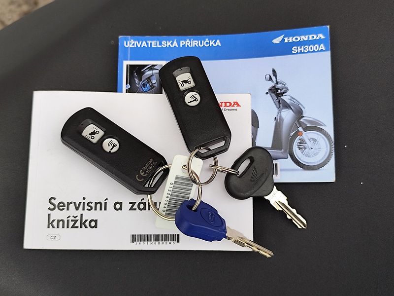 Honda SH 300i 1 - fotka 9 z 13
