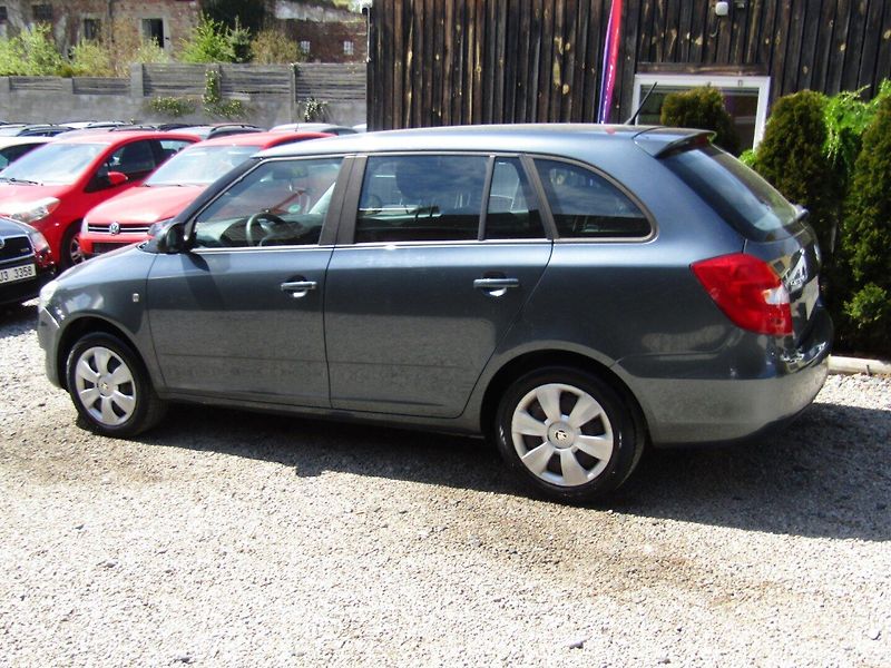 Škoda Fabia (2014) 1.4 16V 63kW TOP QUALITY - fotka 4 z 37