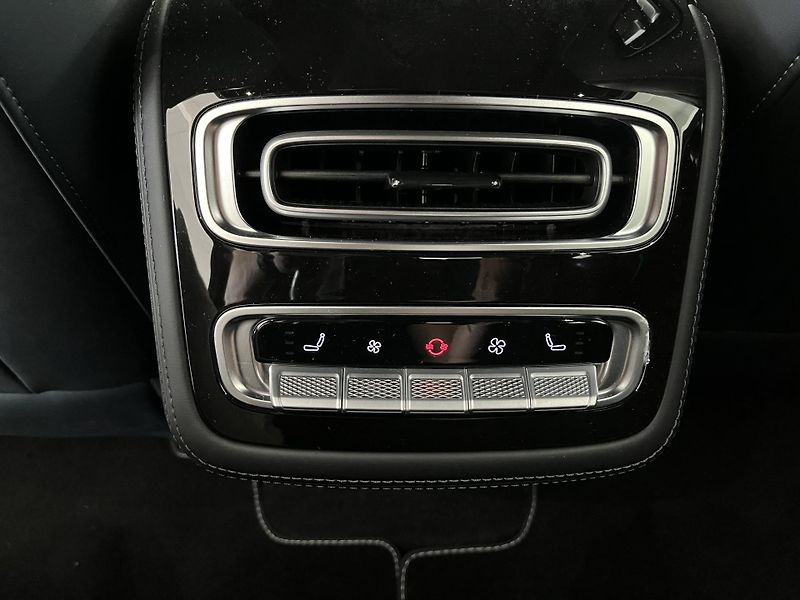 Omoda 9 (2025) PHEV  - fotka 15 z 19