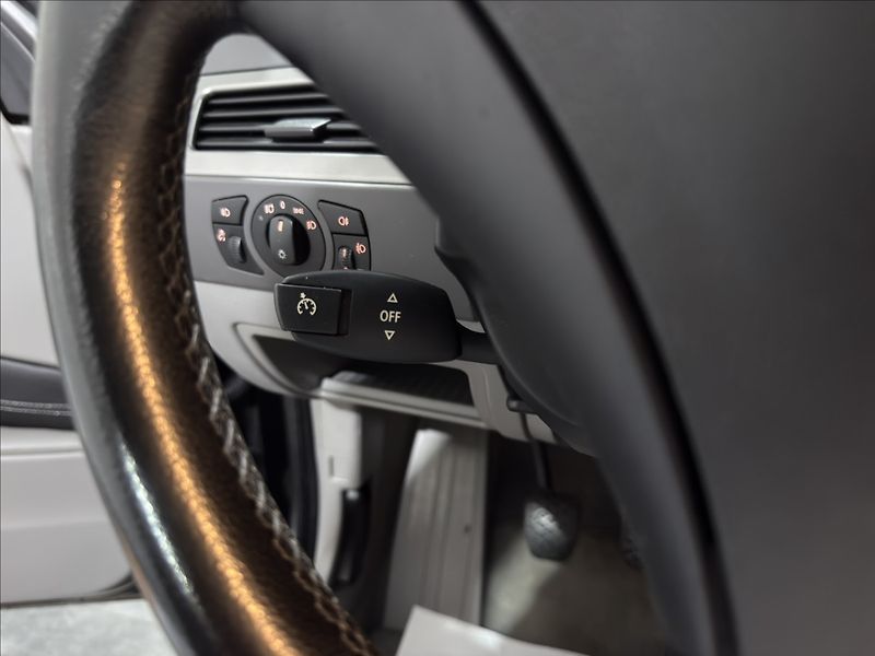 BMW Řada 5 2,2   520i V6 ANGEL SUPER STAV - fotka 13 z 38