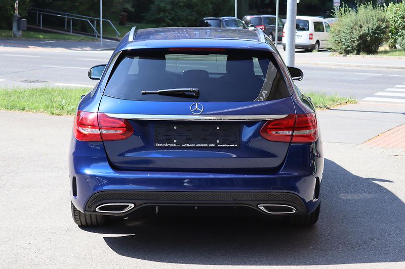 Mercedes-Benz Třídy C C 250 BLUETEC KOMBI AMG 150kW - fotka 12 z 49