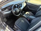 Škoda Octavia Selection  2,0TDI 85kW Matrix - náhled 6