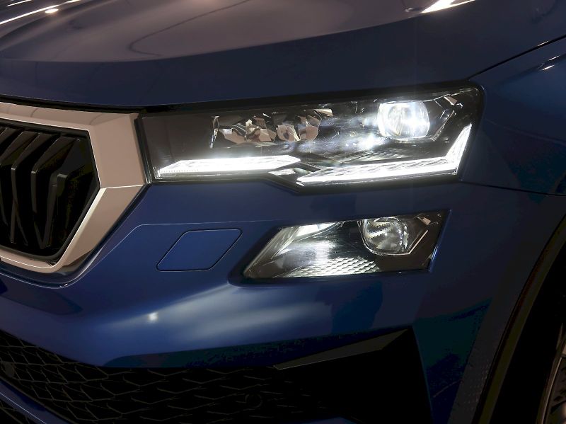 Škoda Karoq (2025) TOP SELECTION 2.0TDI 110KW DSG - fotka 10 z 42