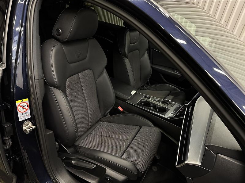 Audi A6 40TDI Q S-Line R20 Matrix LED - fotka 39 z 43