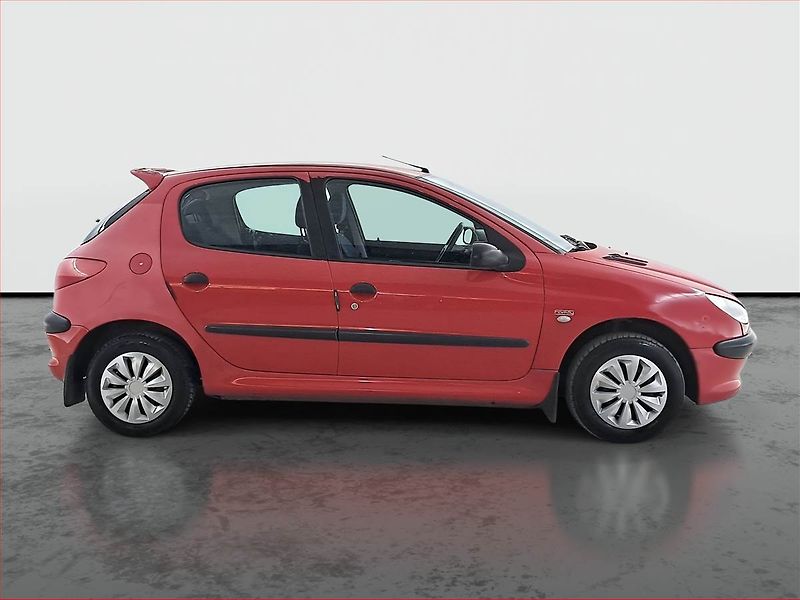 Peugeot 206 (2001) 1.1 i, plně pojízdný - fotka 6 z 14