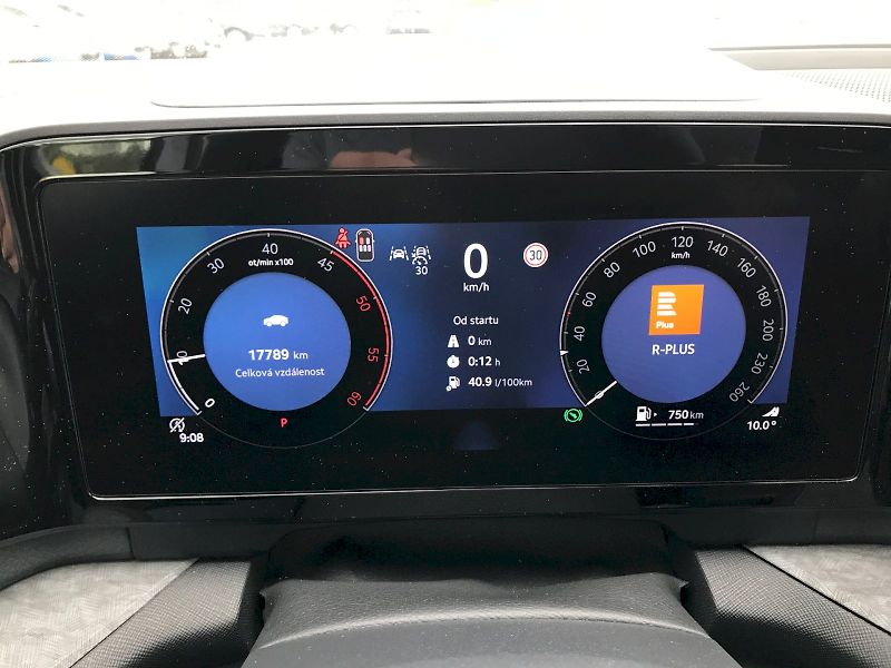 Škoda Kodiaq (2025) SELEC 4X4 TD 142/2.0 A7A - fotka 13 z 24