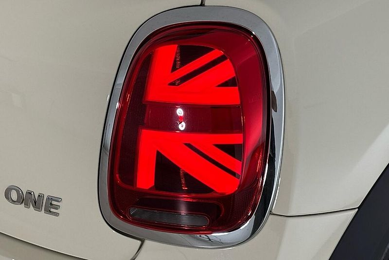 Mini Cooper One 3dvéř. - fotka 5 z 20