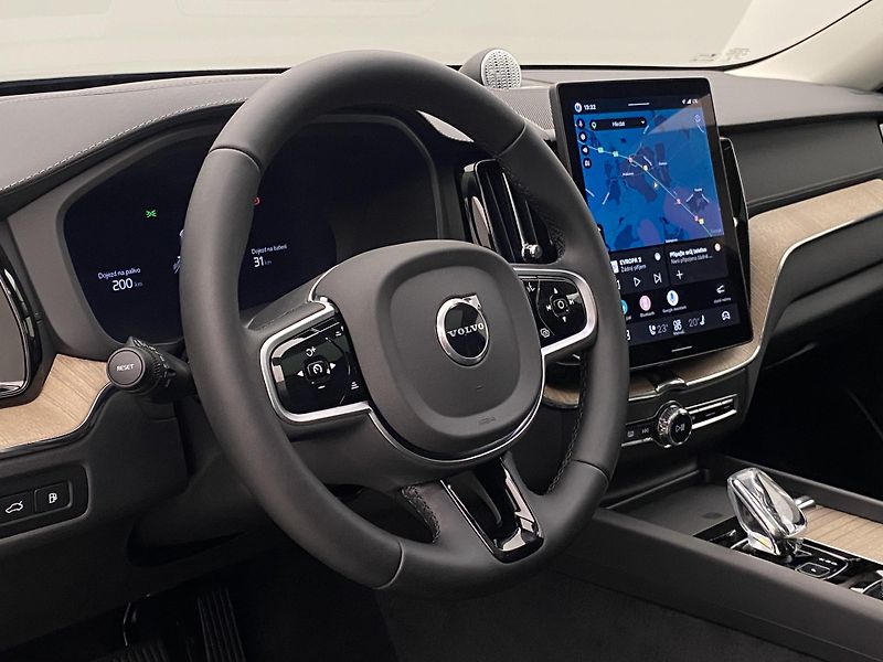 Volvo XC60 T6 AWD RECHARGE BRIGHT ULTRA  - fotka 19 z 67