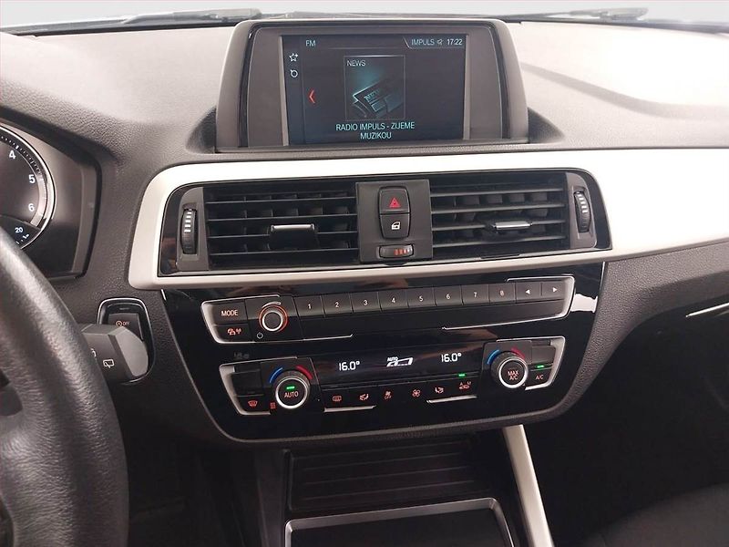 BMW Řada 1 (2019) 118d, Serv.kniha, Tempomat - fotka 12 z 21