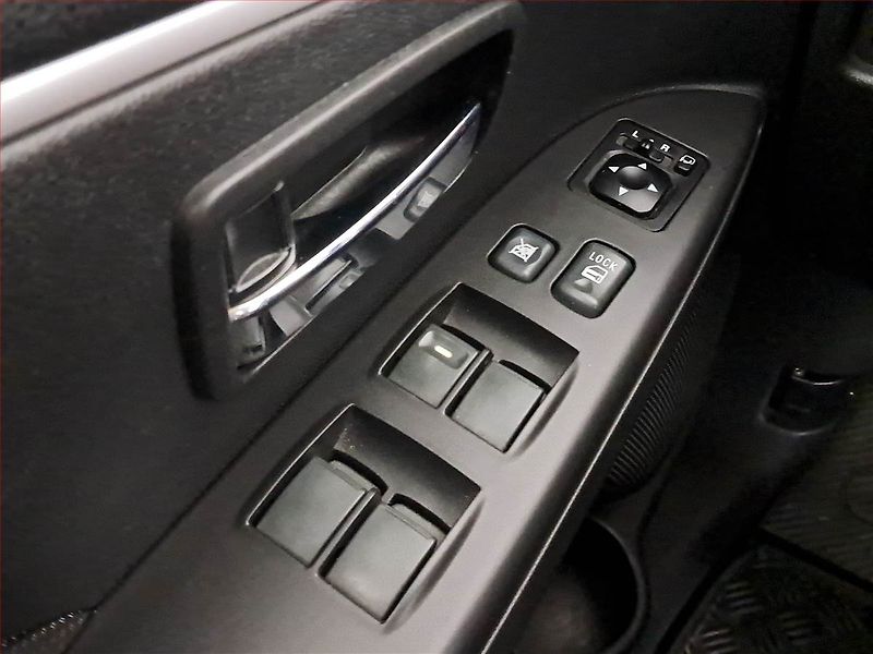 Citroën C4 Aircross (2012) 1.6, Park. senzory - fotka 19 z 19