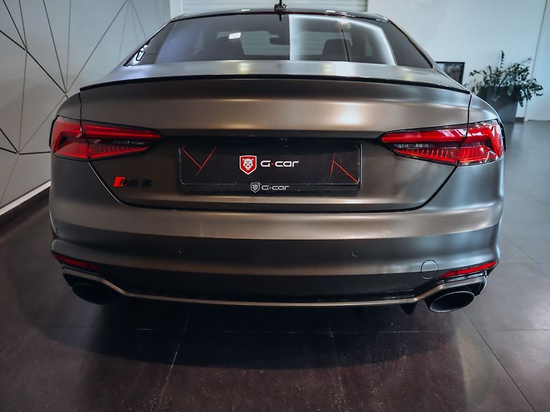 Audi RS 5 Coupe quattro 331kW - fotka 5 z 19