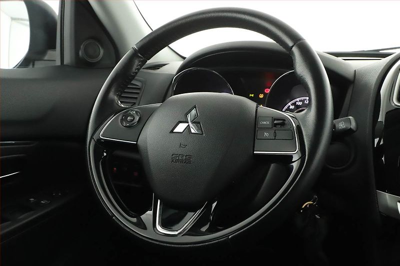 Mitsubishi ASX (2016) Invite 1.6 MIVEC, Serv.kniha - fotka 8 z 14