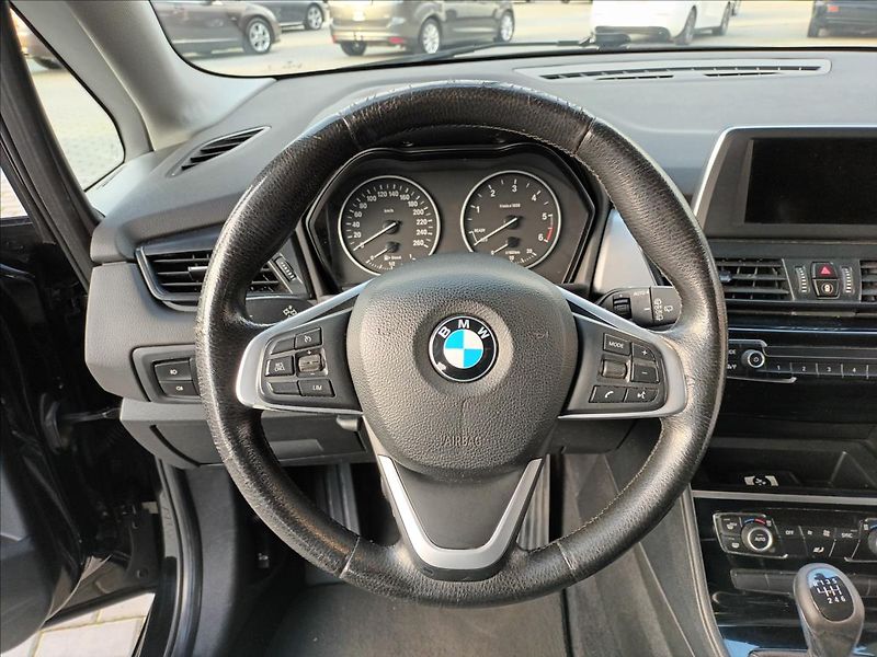 BMW Řada 2 1,5 216d,85KW,ActiveTourer,Man - fotka 16 z 44