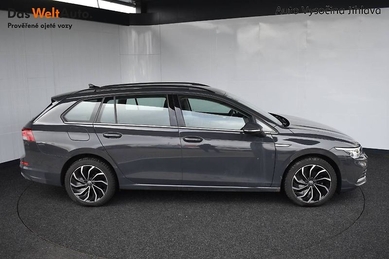 Volkswagen Golf Variant (2023) 1.5TSI 96kW, LED, STYLE - fotka 8 z 22