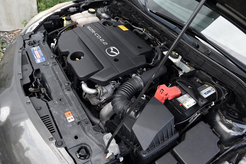 Mazda 3 2.2 MZR-CD 6st,KLIMA,TEMP,ALU - fotka 38 z 40