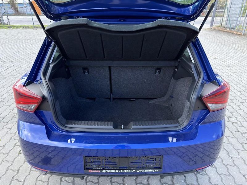 Seat Ibiza 1.0 TSI 70 kW  - fotka 9 z 16