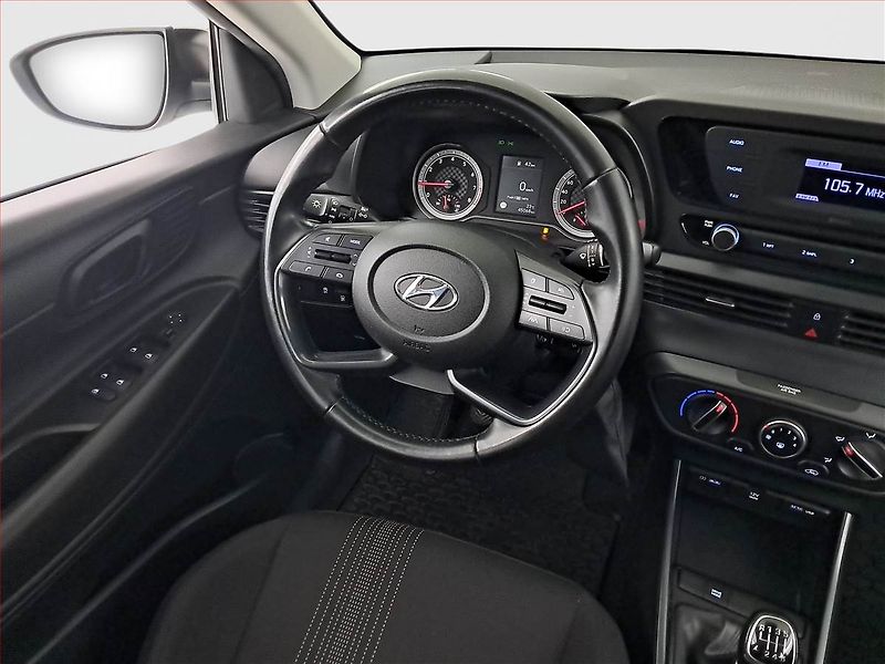 Hyundai Bayon (2022) 1.0 T-GDI, Serv.kniha - fotka 7 z 15