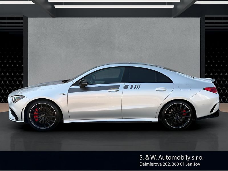 Mercedes-Benz CLA 35 AMG 4MATIC Premium - fotka 8 z 40