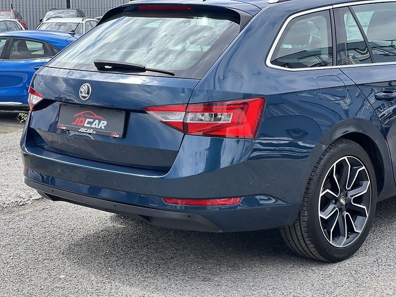 Škoda Superb 1.6TDi NAVI TEMPOMAT odp.DPH - fotka 43 z 43