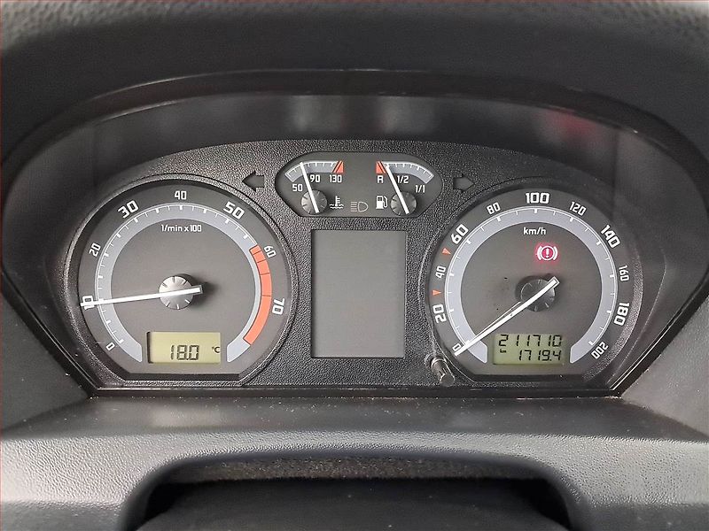 Škoda Fabia (2005) 1.2 12V, nová STK, pěkný stav - fotka 11 z 14