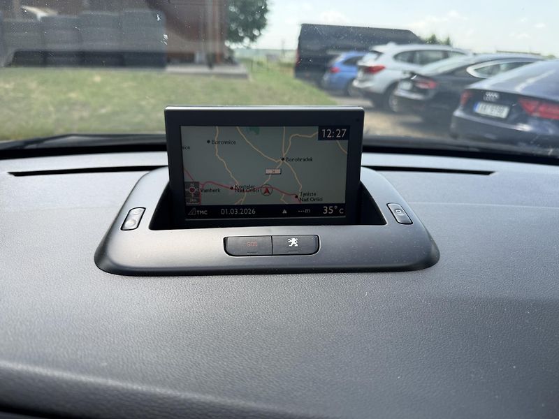 Peugeot 5008 1.6 HDI - fotka 20 z 25