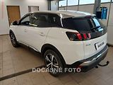 Peugeot 3008 (2018) 1.2 PT, 1.maj,ČR, servis - náhled 1