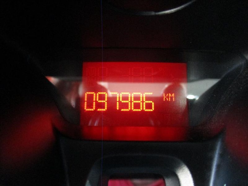Ford Fiesta 1,2 i, klima, serv. kniha, - fotka 14 z 31