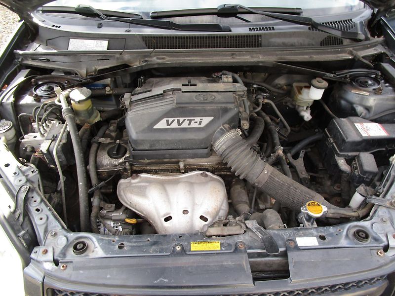 Toyota RAV4 2,0-110KW-4x4-AUTOMAT - fotka 15 z 16