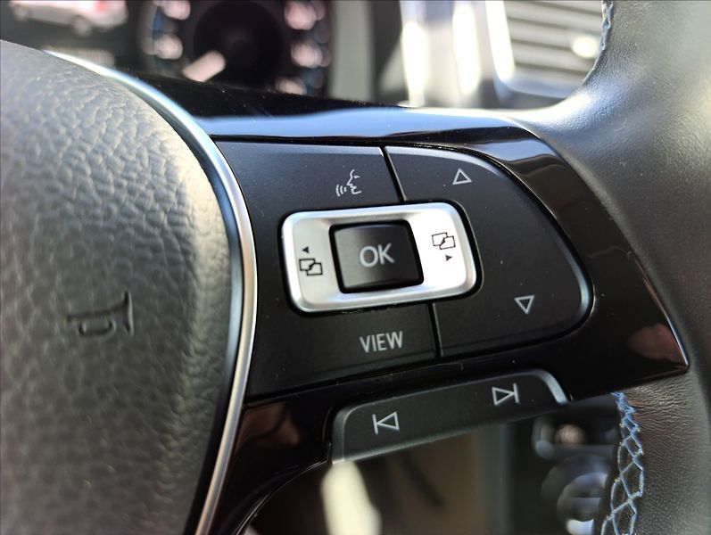 Volkswagen e-Golf 0,0 100kW,tep.čerpadlo,Navi,LE - fotka 32 z 35