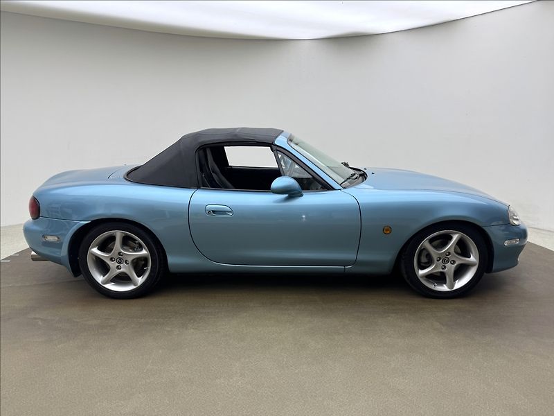 Mazda MX-5 1,8 i NAJETO 52TKM KŮŽE VÝHŘEV - fotka 27 z 34