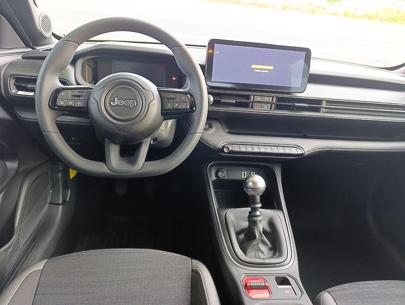 Jeep Avenger (2026) Longitude 1.2 Turbo 100k MT6 - fotka 10 z 24