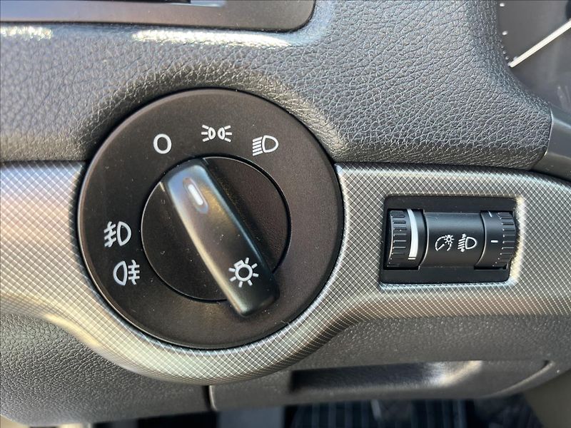 Škoda Octavia 1,6 FSi KLIMA TAŽNÉ  STK 6/28 - fotka 18 z 27