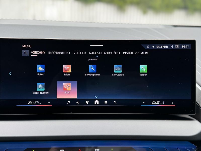 BMW X3 40xD-M PAKET-R19-LED-H&K - fotka 25 z 36