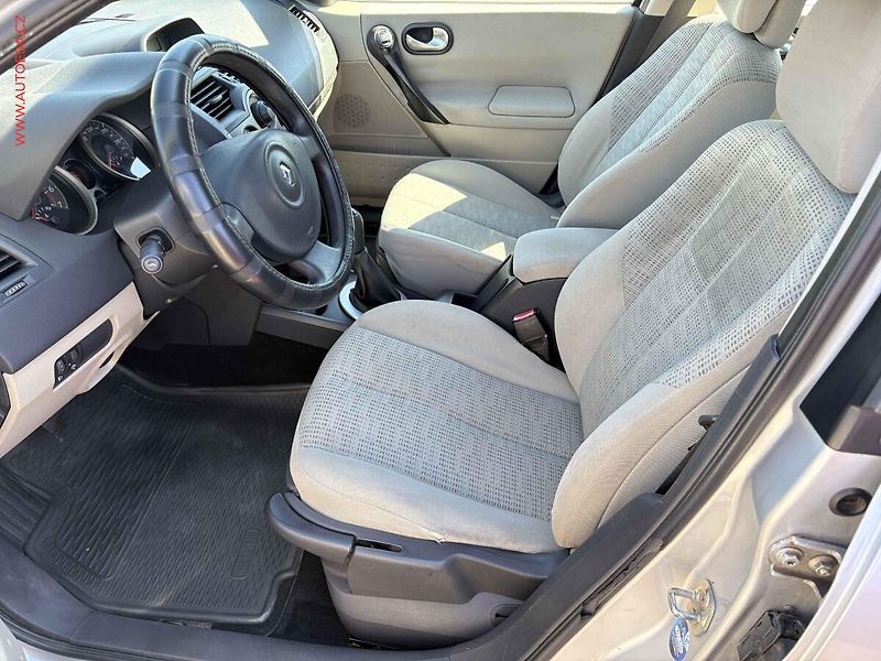 Renault Mégane (2006) 1.4i, ČR, AC, STK7/28 - fotka 9 z 13