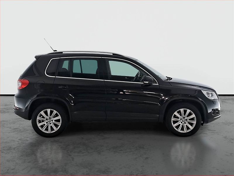 Volkswagen Tiguan (2009) 2.0 TDI, 4X4, Navi, Bi-Xenony - fotka 6 z 20