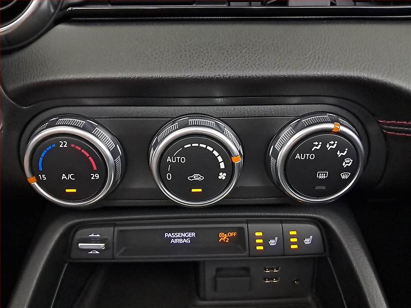 Mazda MX-5 (2018) 2.0 - fotka 16 z 20