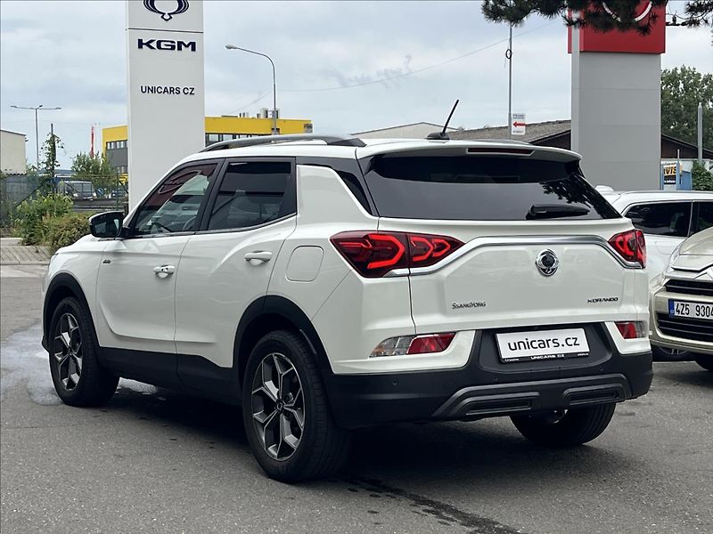 SsangYong Korando 1,5 TGDI  Premium AT 4WD CZ - fotka 7 z 28