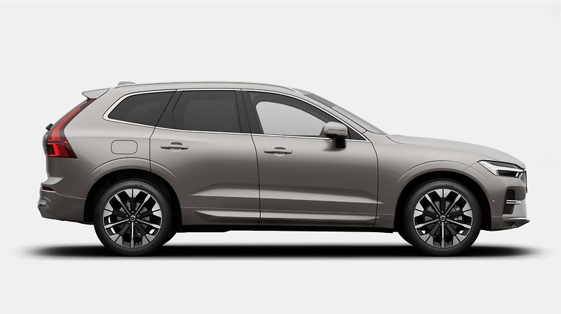 Volvo XC60 (2026) B5 AWD PLUS BRIGHT AUT - fotka 6 z 13