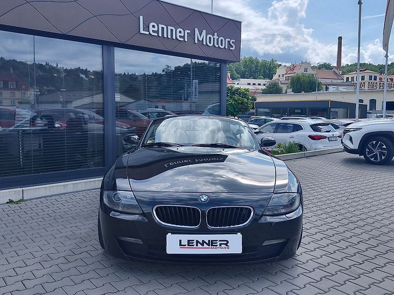 BMW Z4 2.5i/130kW E85 Roadster - fotka 4 z 26