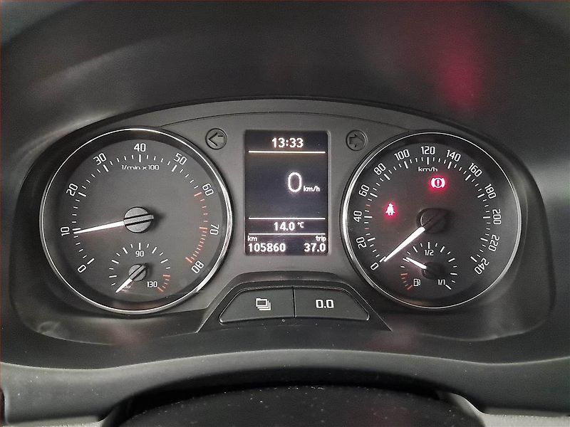 Škoda Fabia (2010) Ambition 1.2 12V, po STK - fotka 11 z 13