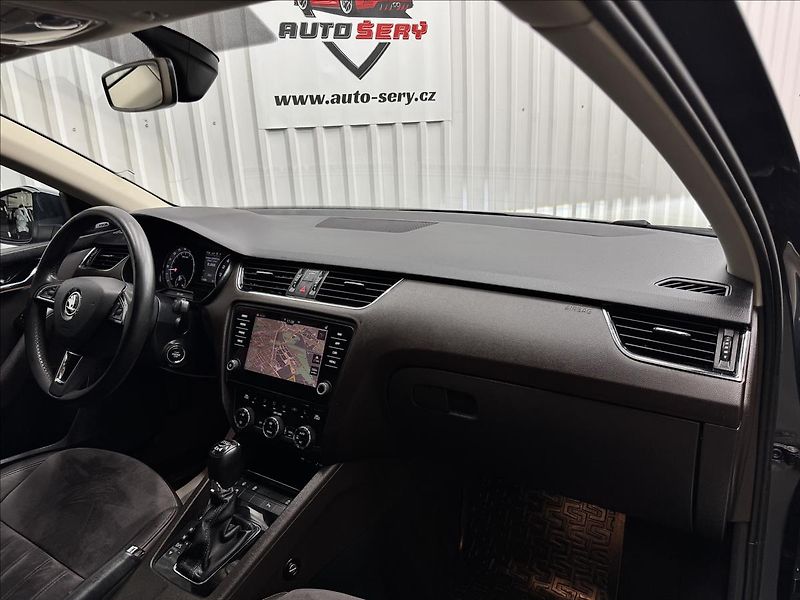 Škoda Octavia 2.0TDI 135kW 4x4 DSG L&K - fotka 38 z 44