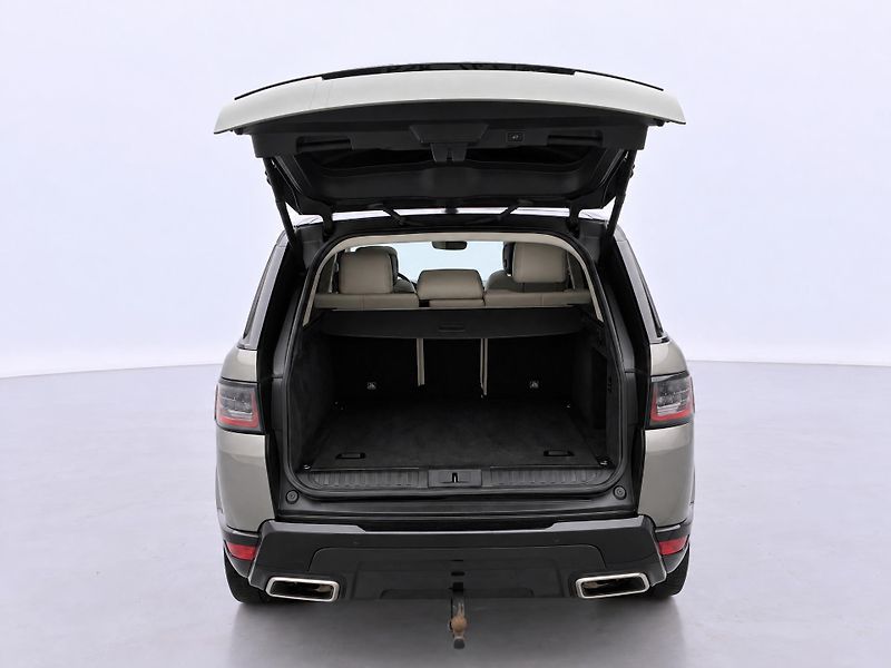 Land Rover Range Rover 3,0 D300 221kW Aut. 4x4 CZ - fotka 9 z 28
