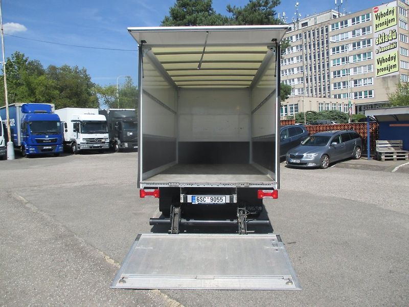 Iveco Daily 35C16 , 2,3l, 8 palet, HČ - fotka 9 z 21