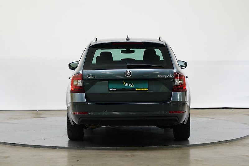 Škoda Octavia - fotka 6 z 28