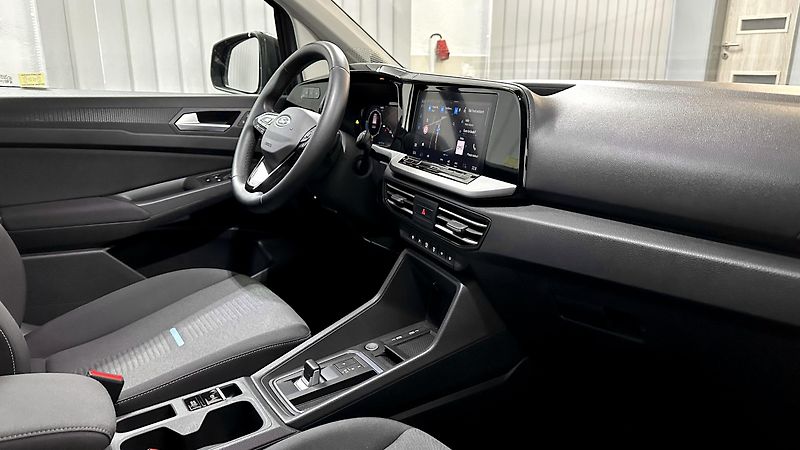Ford Tourneo Connect ZÁRUKA / 7 MÍST / TOP STAV - fotka 39 z 40