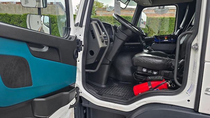 Volvo FM (2019) 500 6x2 valník + HR EURO 6 - fotka 11 z 13