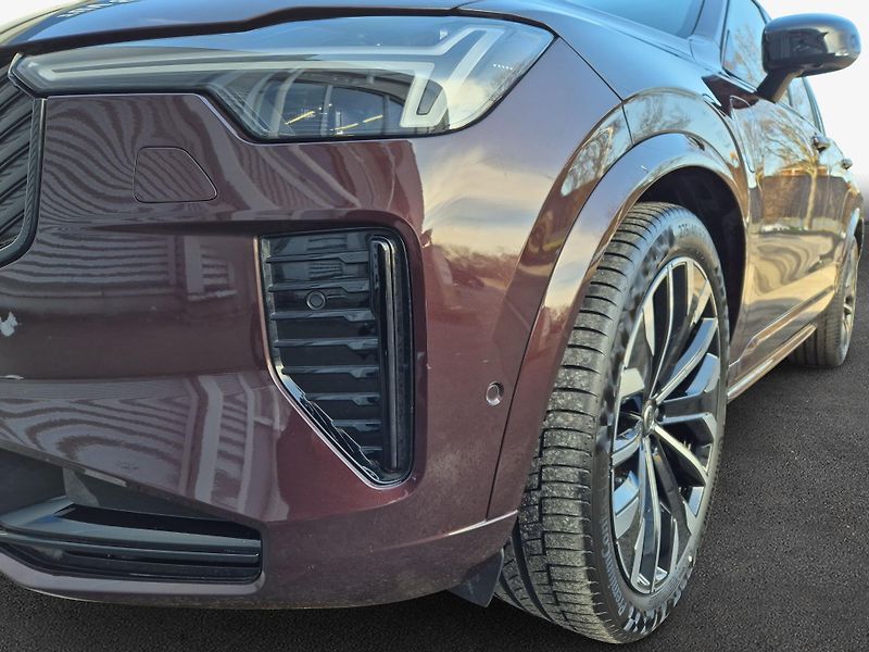Volvo XC90 T8 Ultra Dark #VZDUCH - fotka 6 z 15