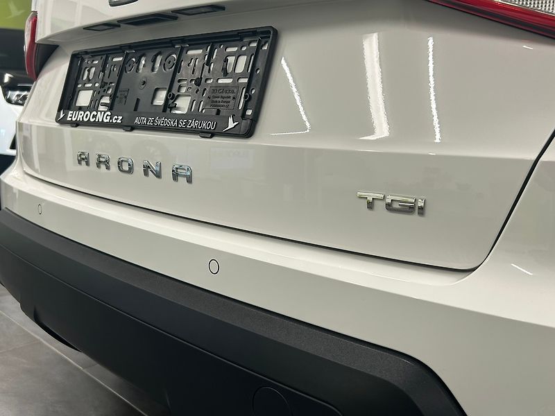 Seat Arona (2020) 1.0 TGI MAN Style 2020 | Záruk - fotka 13 z 50