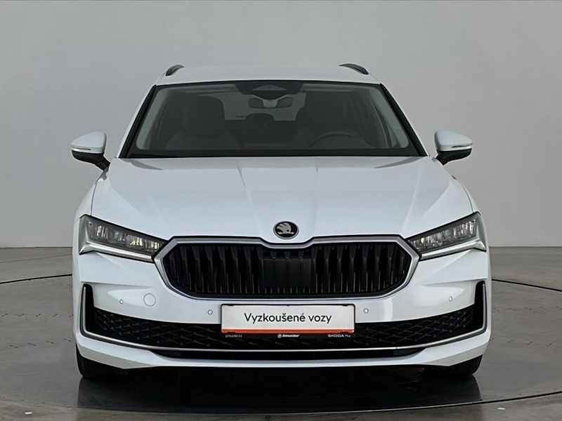 Škoda Superb Selection DSG - fotka 4 z 30